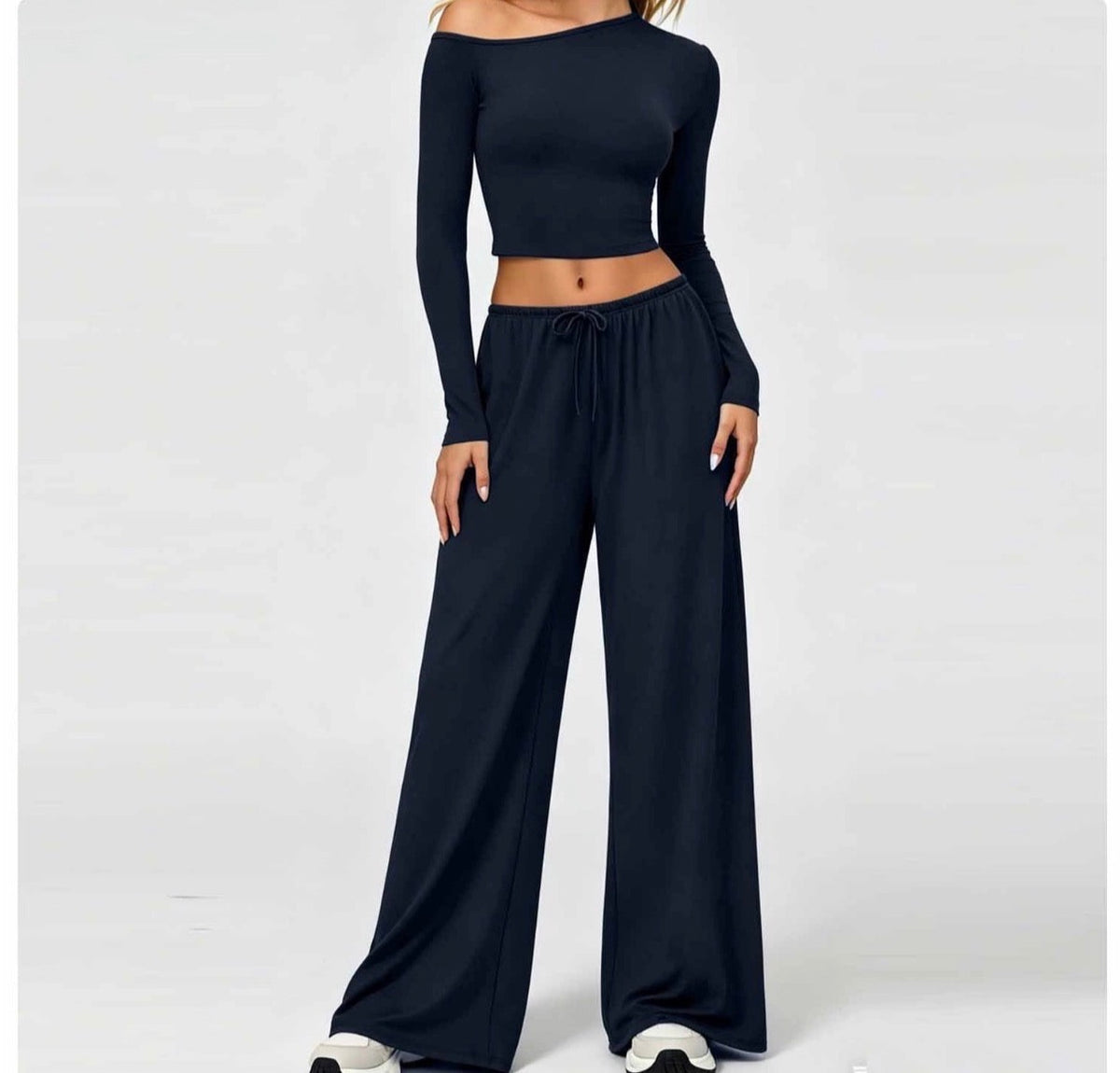 Carolines flight set outfit